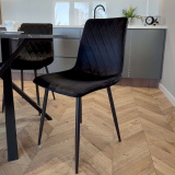 Krzesło aksamitne DEXTER czarne velvet
